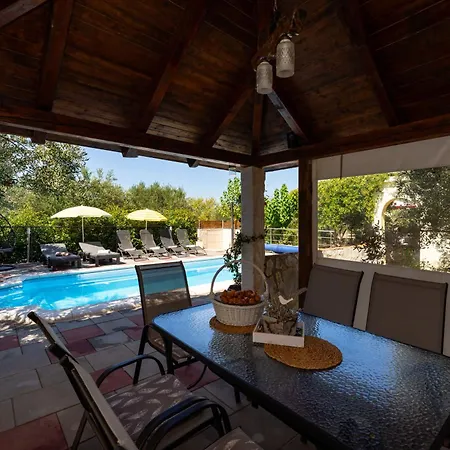 My Dalmatia - Olive Garden With Private Swimming Pool *