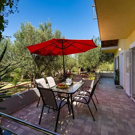 Дом отдыха My Dalmatia - Olive Garden With Private Swimming Pool *