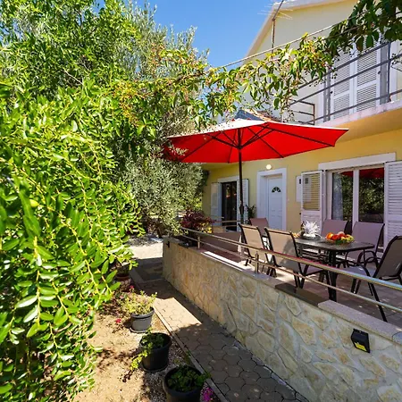 My Dalmatia - Olive Garden With Private Swimming Pool