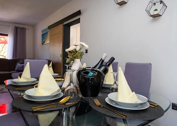 My Dalmatia - Olive Garden With Private Swimming Pool *