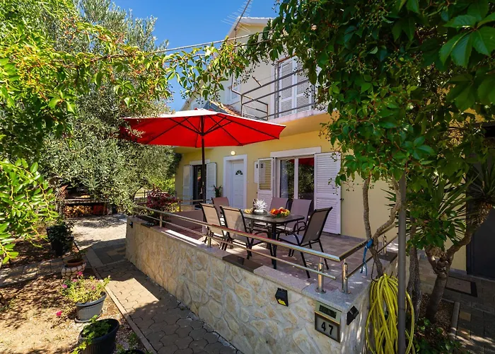 My Dalmatia - Olive Garden With Private Swimming Pool Vakantiehuis