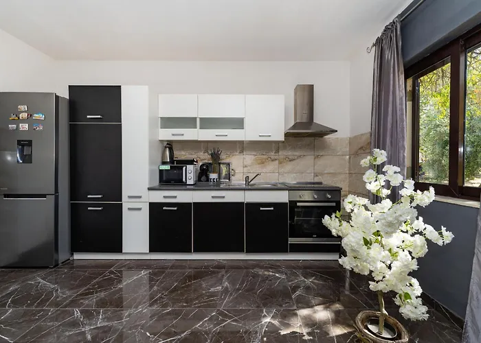 Vakantiehuis My Dalmatia - Olive Garden With Private Swimming Pool