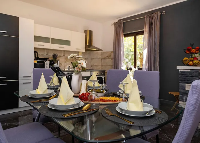 Vakantiehuis My Dalmatia - Olive Garden With Private Swimming Pool